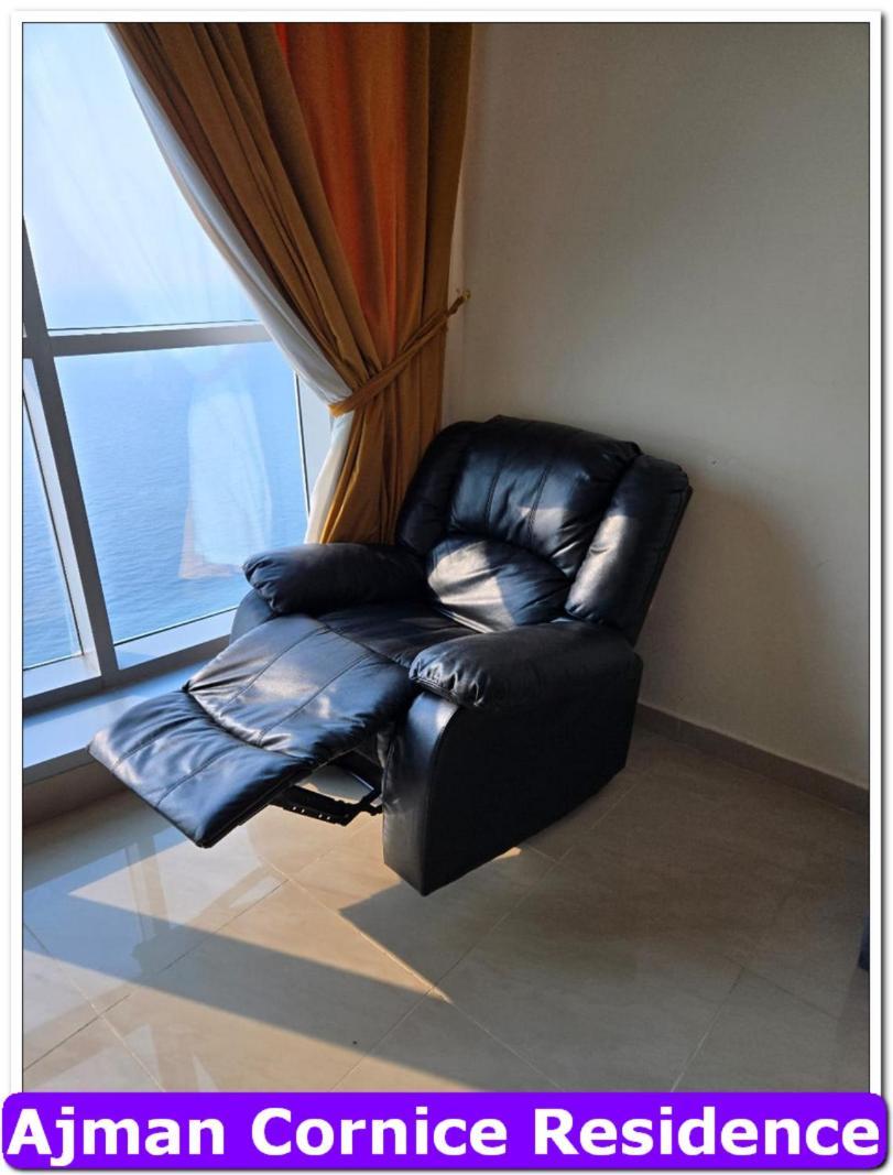 Skyline High Beach 2 Bedroom Apartment Ajman Esterno foto