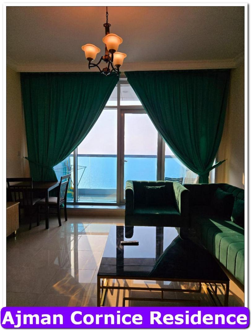 Skyline High Beach 2 Bedroom Apartment Ajman Esterno foto