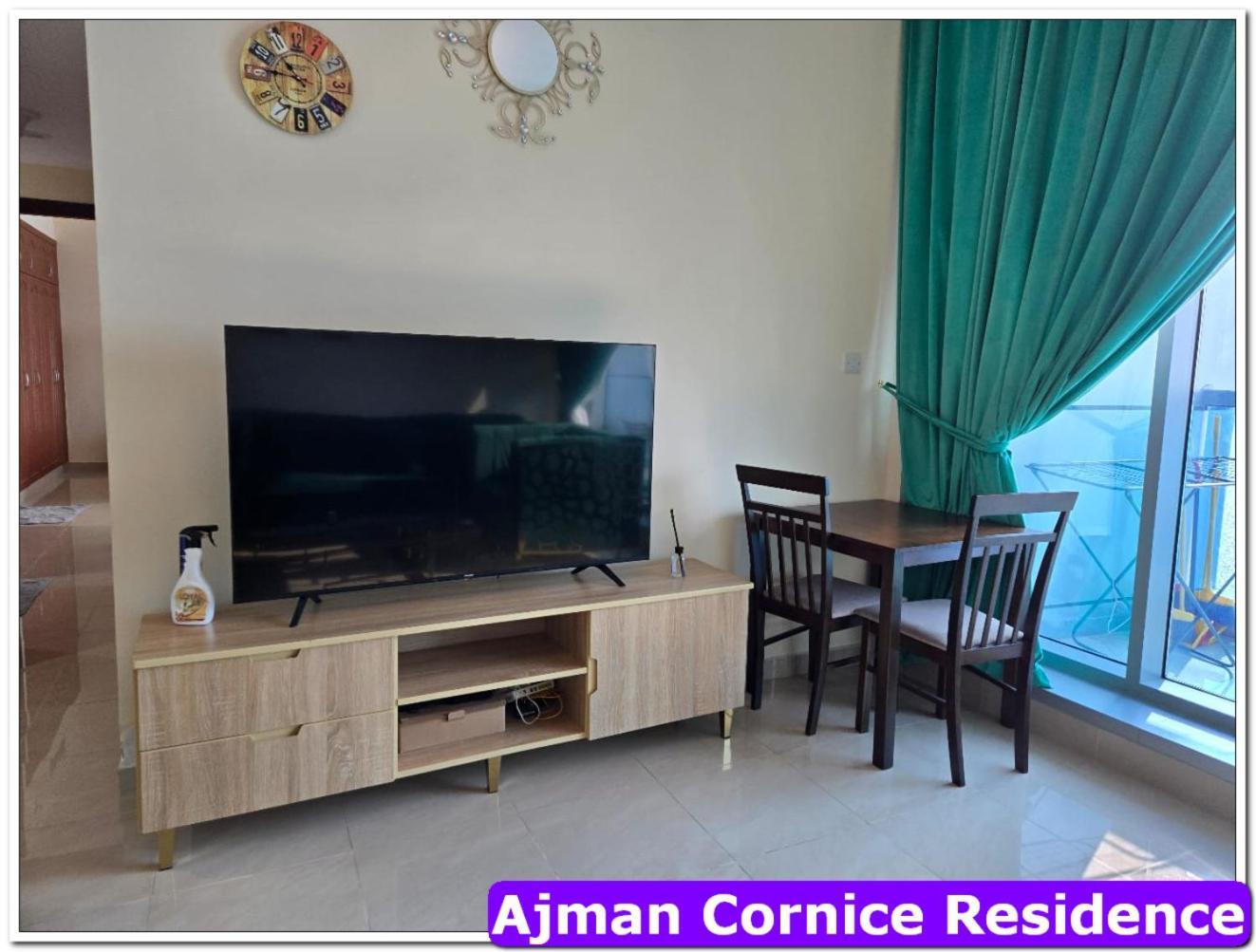 Skyline High Beach 2 Bedroom Apartment Ajman Esterno foto